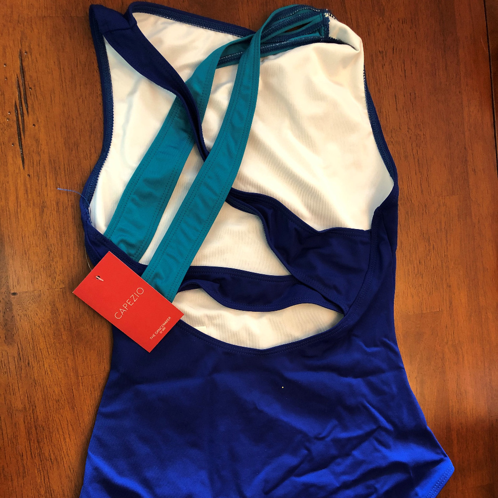 Capezio Dance Leotard - Adult Lage - Blue